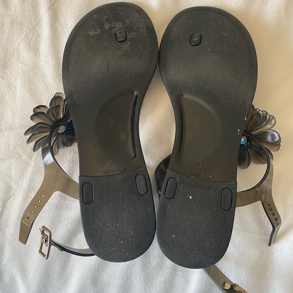DONATED ❌Jelly Daisy Sandals Women’s Size 7 - Picture 3 of 10